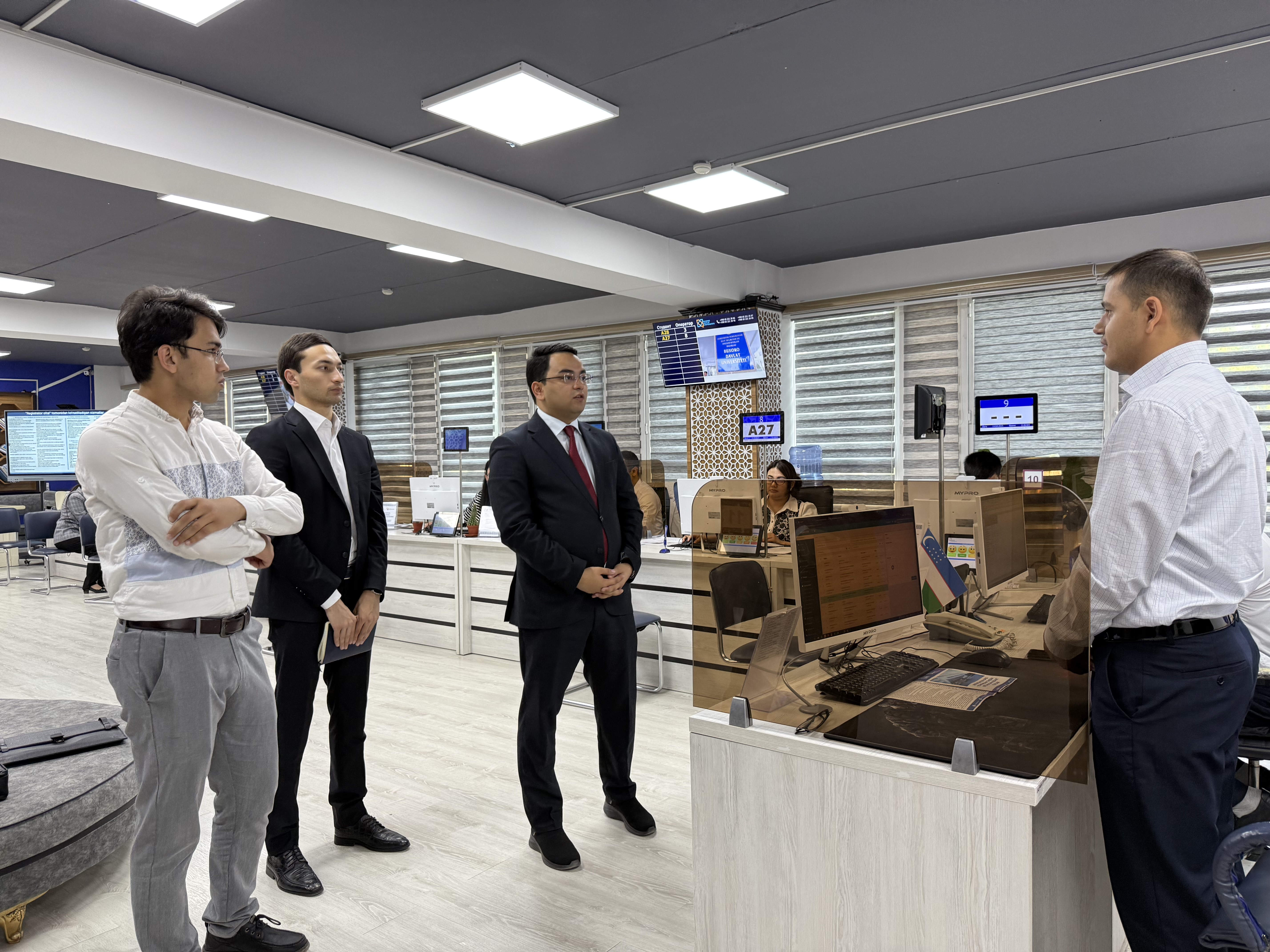 Yoshlar parlamenti Raisi talabalar bilan ochiq muloqotda ishtirok etdi